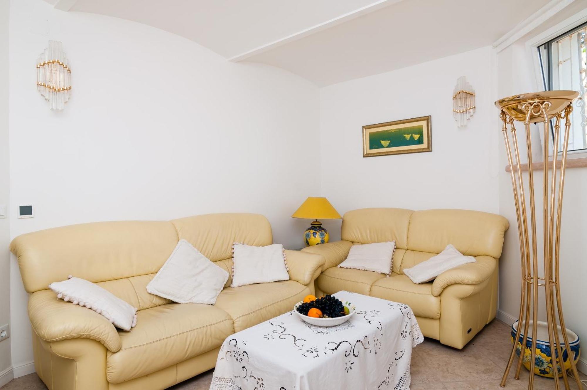 Apartments Carmen & Tosca Dubrovnik Exterior photo